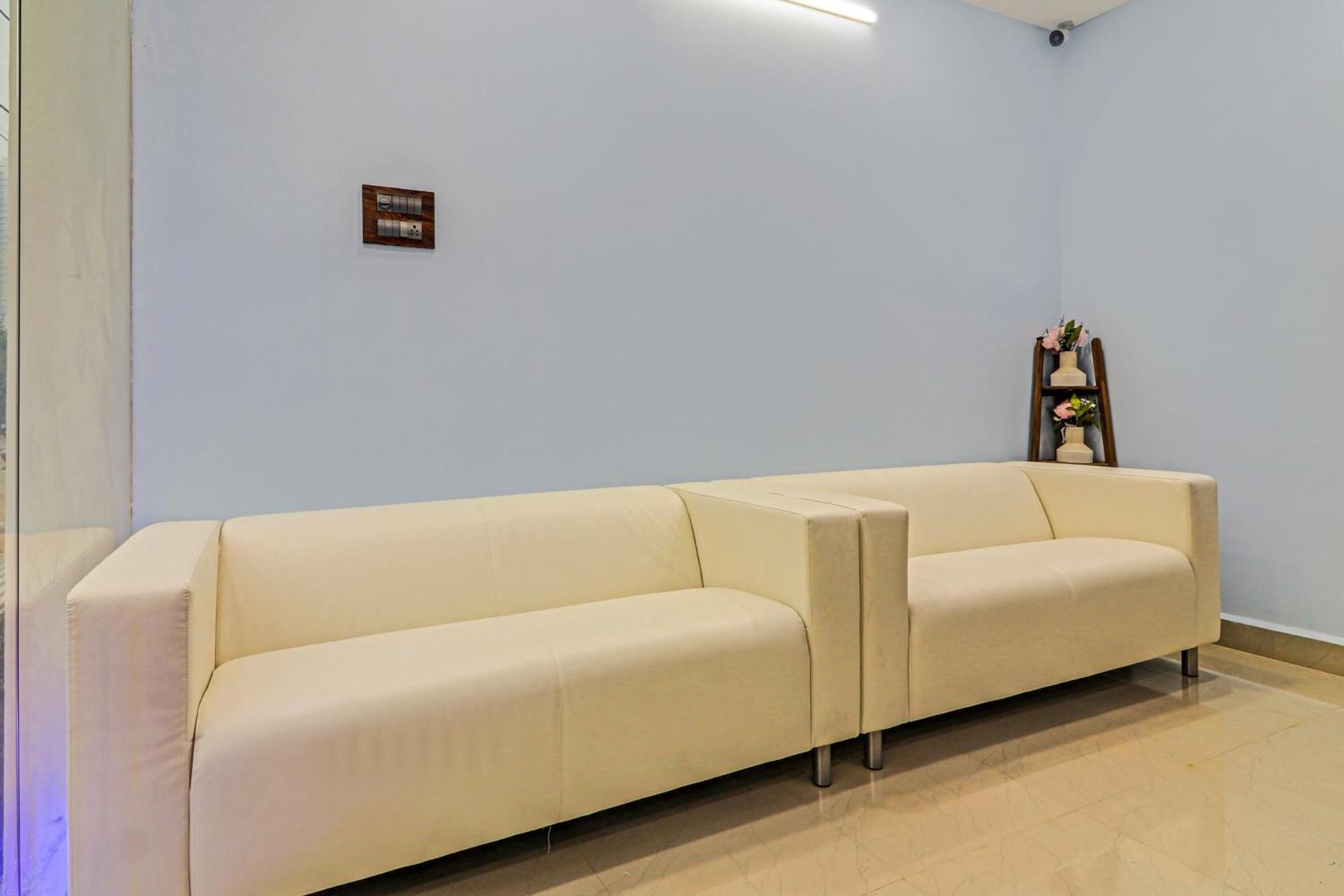 Super Hotel O Dsr Inn Near Nexus Haydarabad Dış mekan fotoğraf