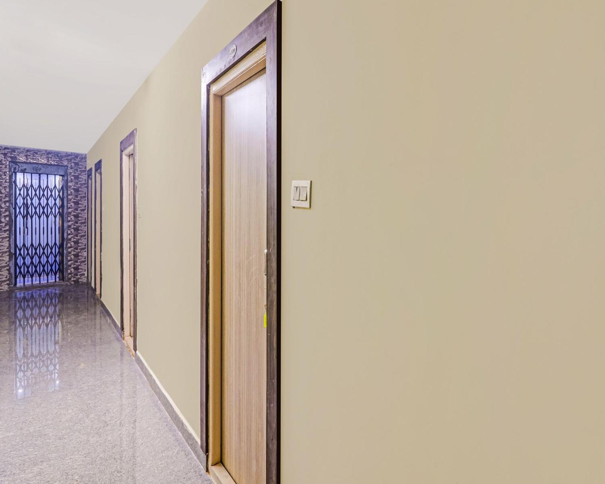 Super Hotel O Dsr Inn Near Nexus Haydarabad Dış mekan fotoğraf